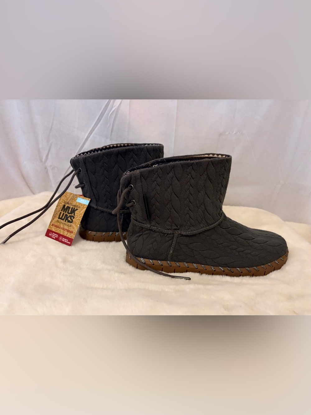 Muk Luks Grey Short Boot with Textured Sole and Signature Logo, Size 9 - NWT